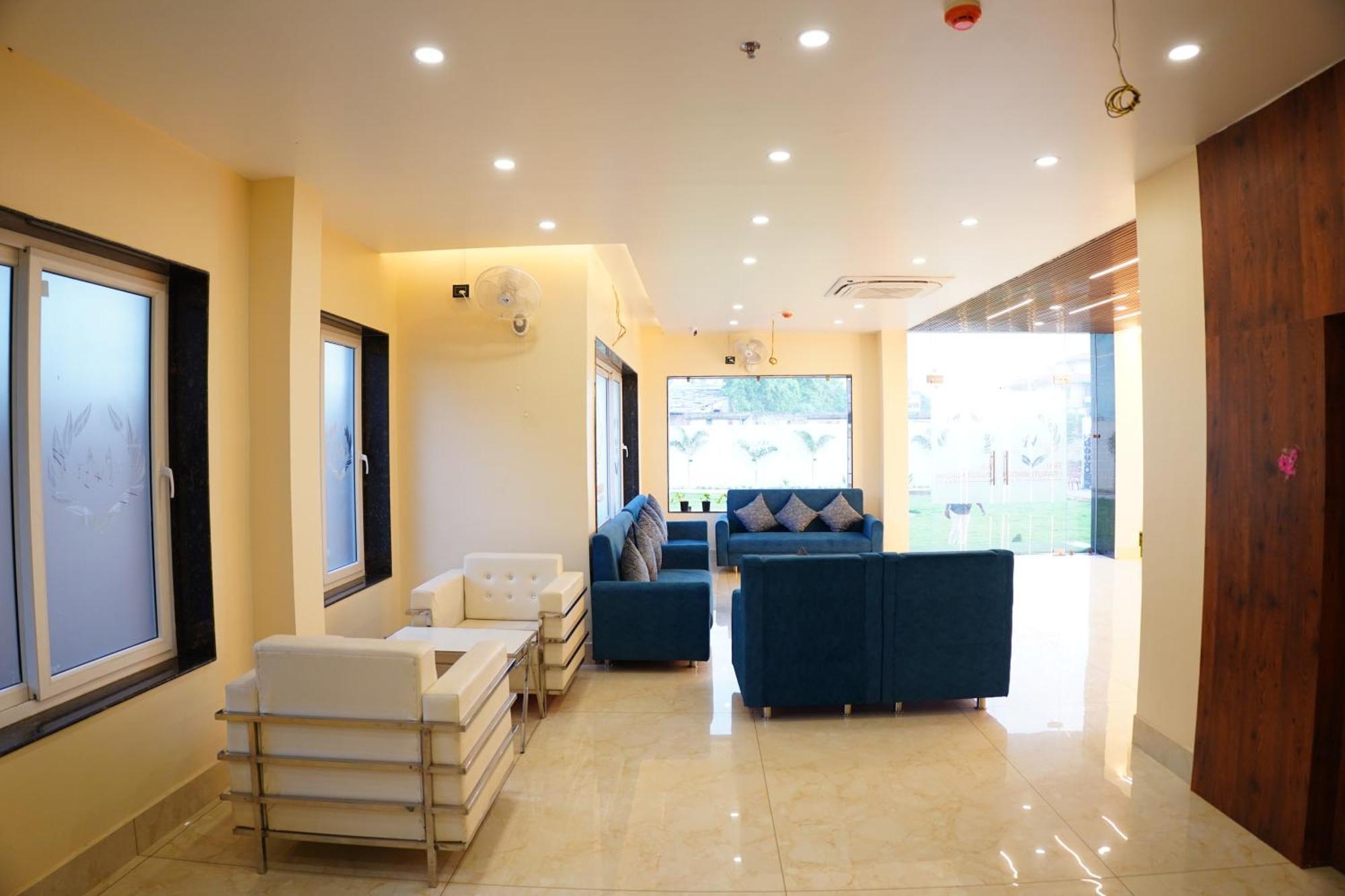 The Marutinandan Grand Hotel Deoghar Exterior foto