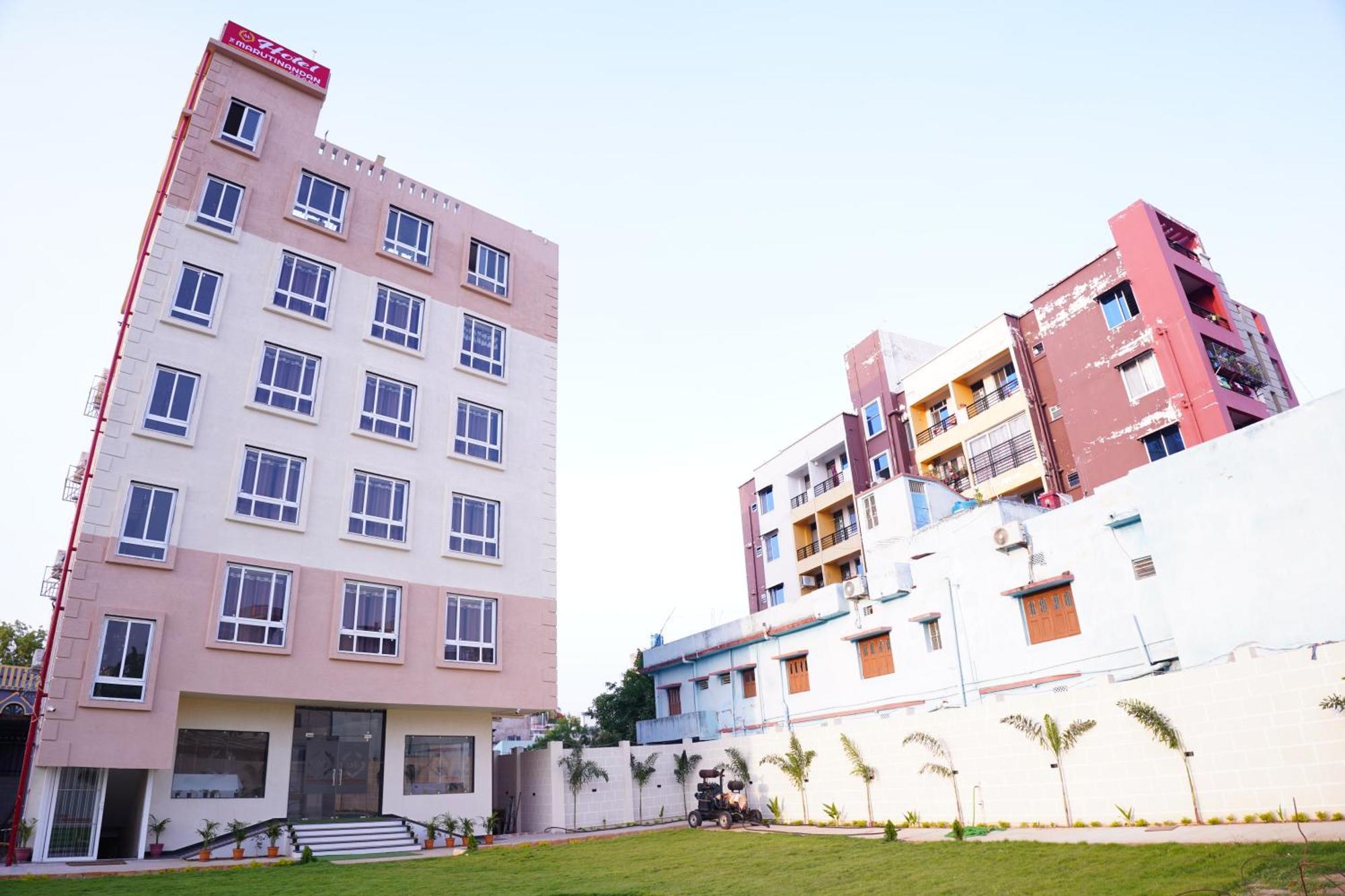The Marutinandan Grand Hotel Deoghar Exterior foto