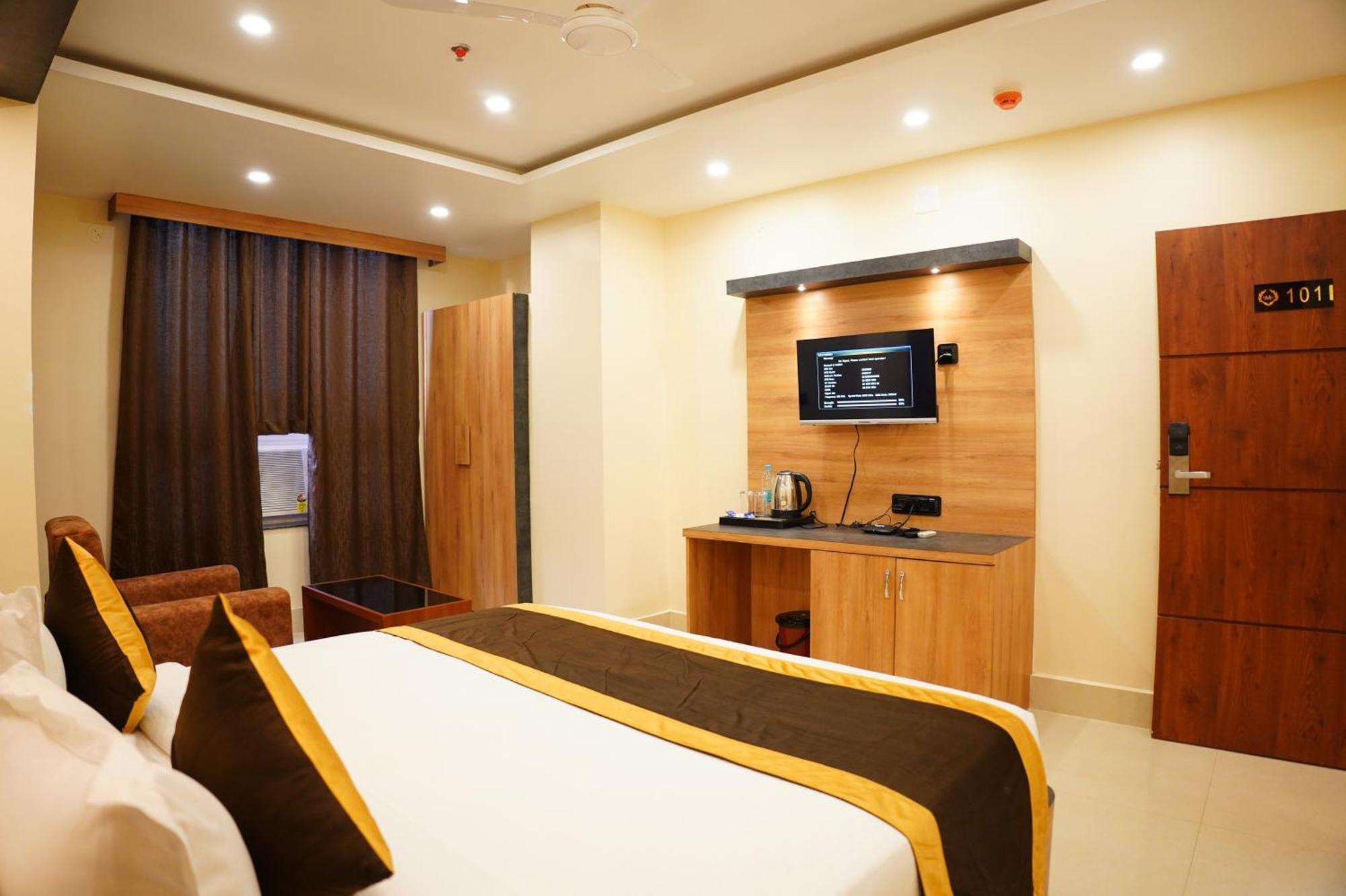The Marutinandan Grand Hotel Deoghar Exterior foto